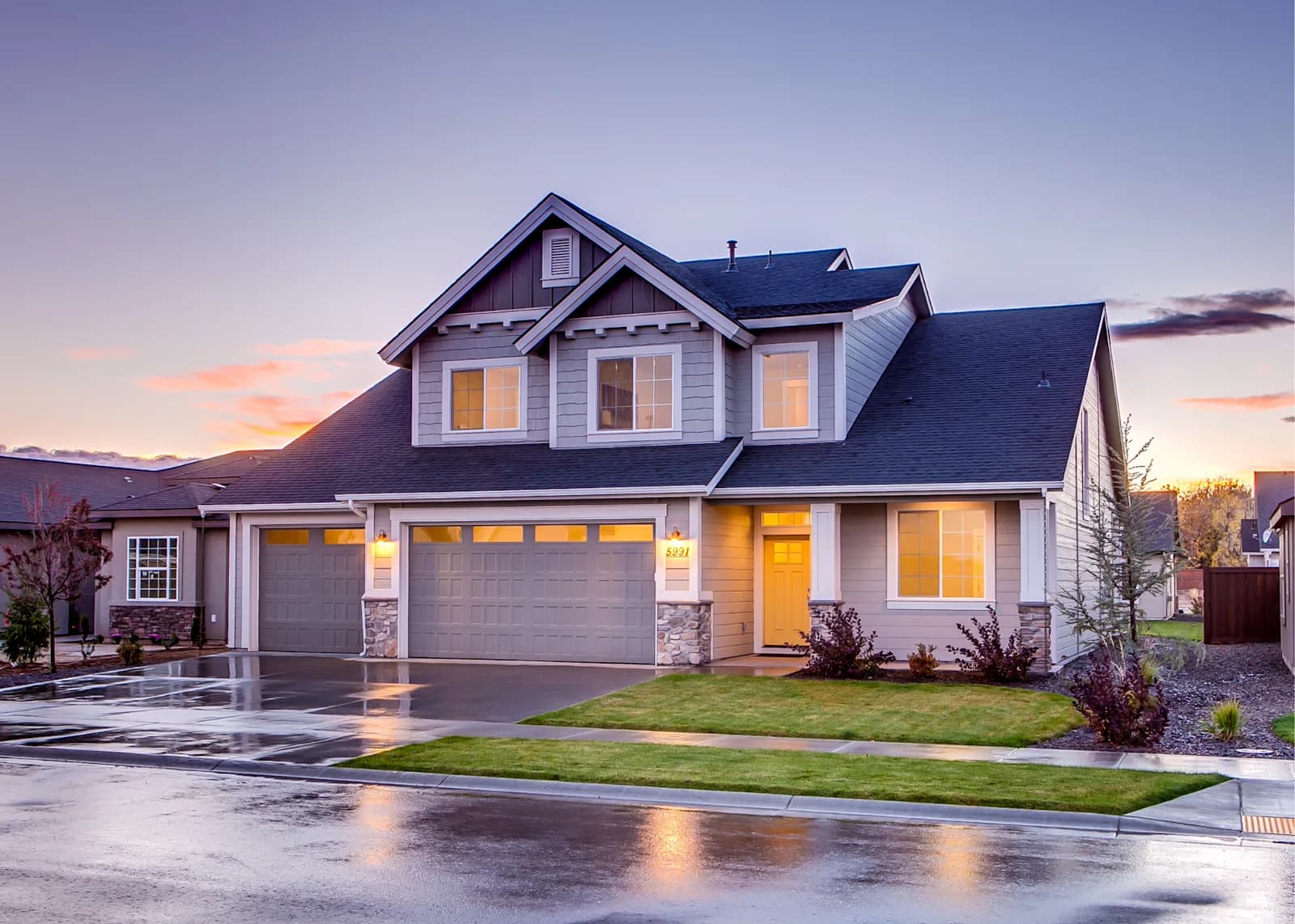 New construction with boring landscape